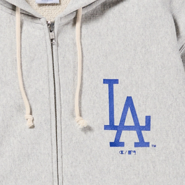 Champion × MLB ジップアップフーディー ヴィンテージ ロサンゼルス・ドジャース