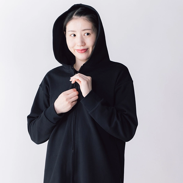 くまもと再春館製薬所バドミントンチーム公式 【イフミック加工】スウェットジップパーカー (ブラック)