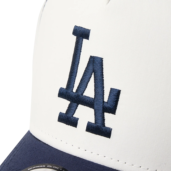 NEW ERA 9FORTY ロサンゼルス・ドジャース タイプライター オフホワイト/ネイビー
