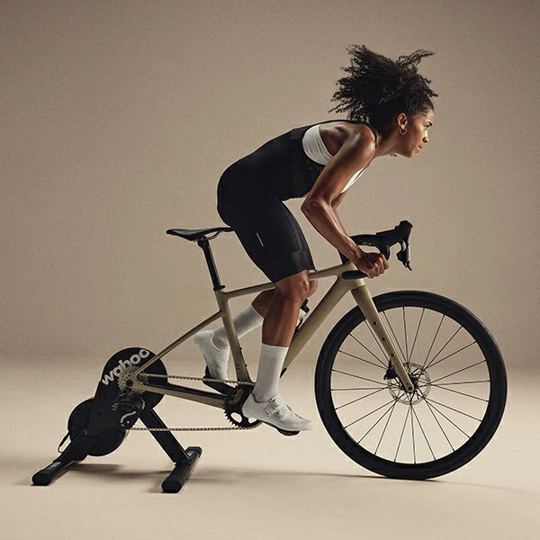 【J SPORTS限定】ワフー キッカーコア 2 スマートトレーナー エントリーセット