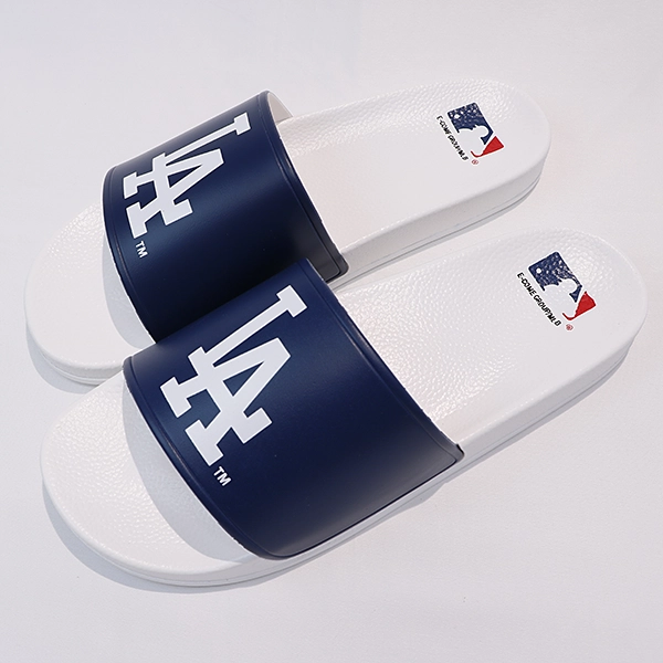 MLB ロサンゼルス・ドジャース シャワーサンダル WHITE x NAVY
