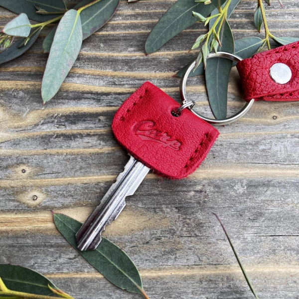 広島ジビエレザー×広島東洋カープ コラボ鹿革キーカバー2026Ver.